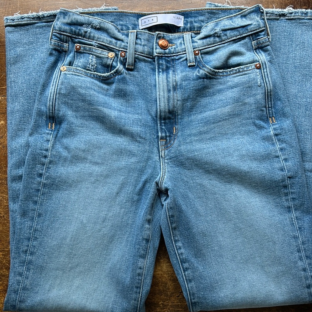 AYR jeans size 28S! Great condition.